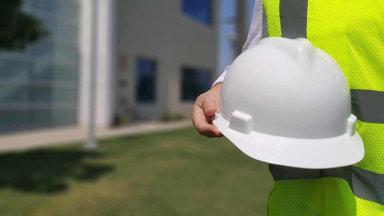 hardhat-4274430_1280